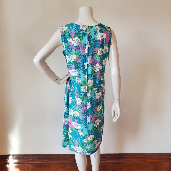 Vintage 60s Hawaiian Dress - Picture 5 of 9